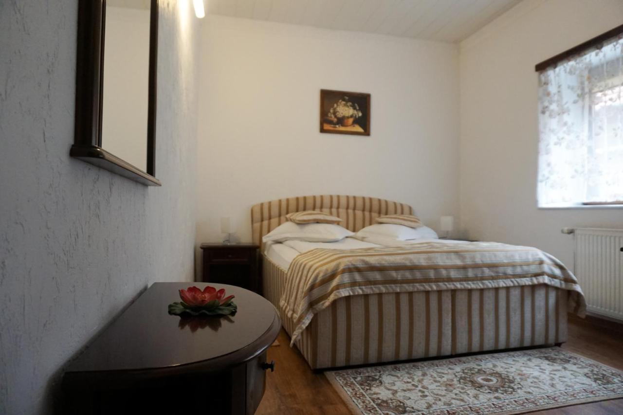 Hotel Claudiu Segesvár Kültér fotó