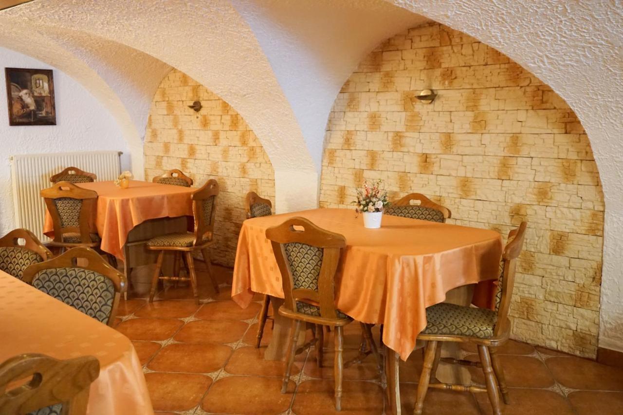 Hotel Claudiu Segesvár Kültér fotó