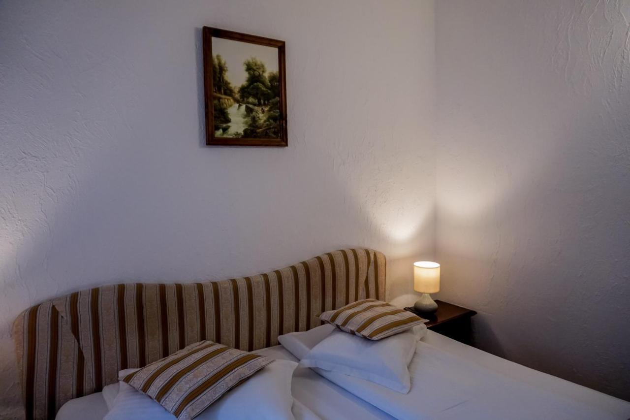 Hotel Claudiu Segesvár Kültér fotó