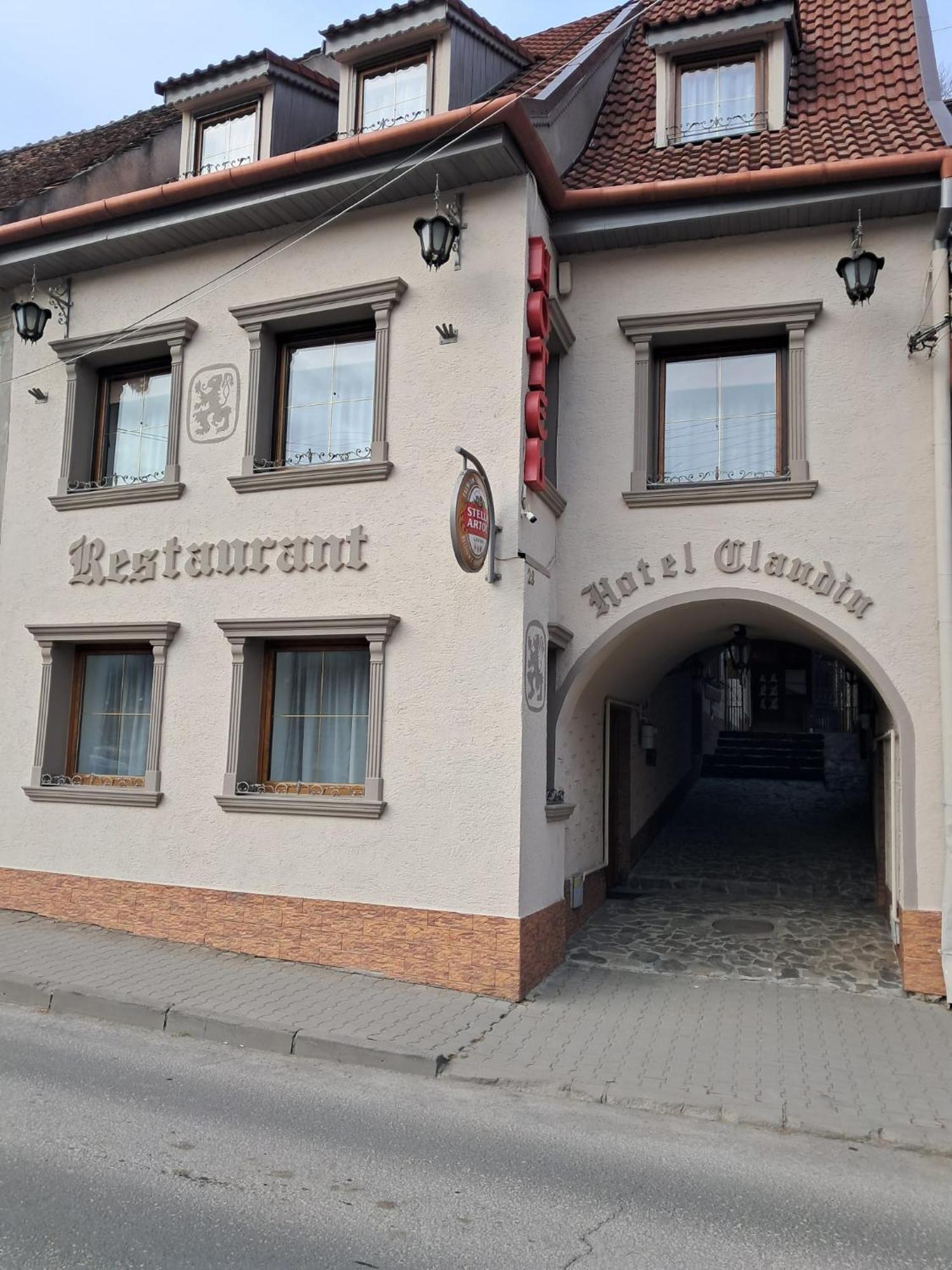 Hotel Claudiu Segesvár Kültér fotó