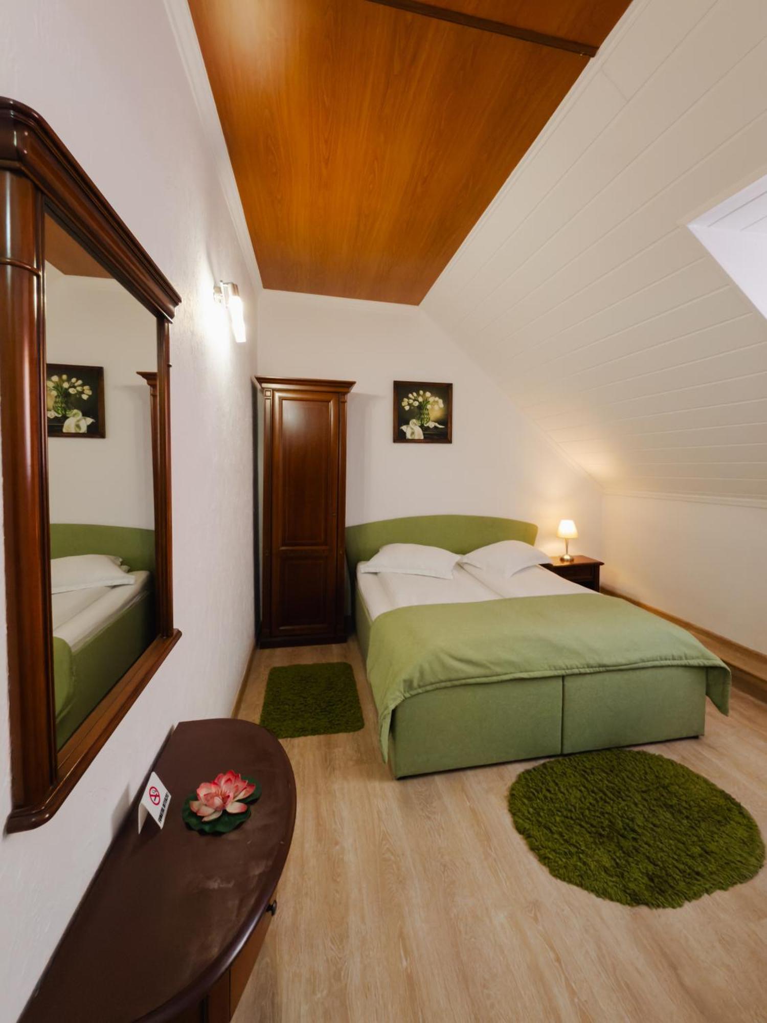 Hotel Claudiu Segesvár Kültér fotó