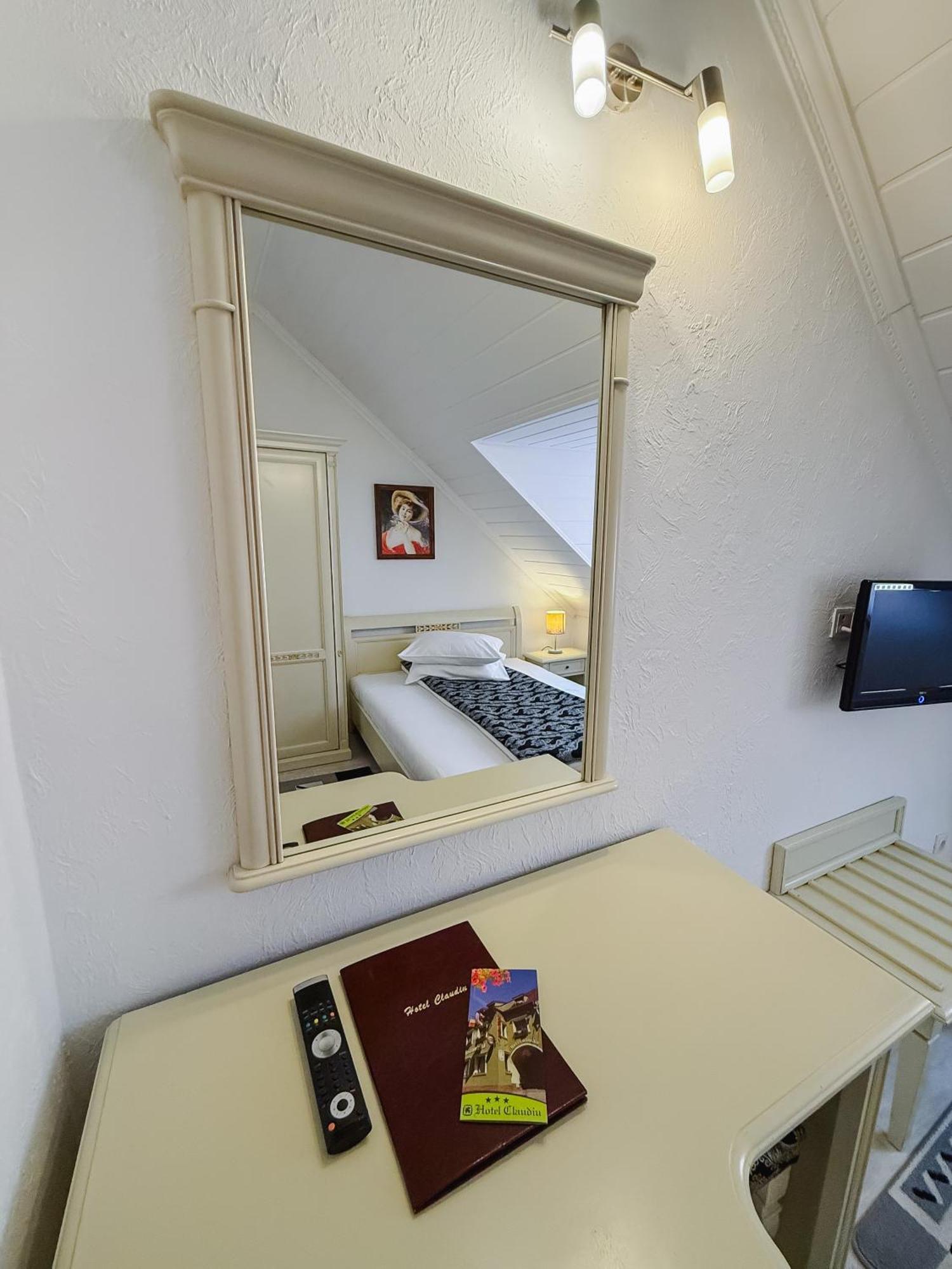 Hotel Claudiu Segesvár Kültér fotó